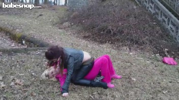 Goth vs. Preppy Pink Battle In The Park Screencap 24 on www.sinx.com