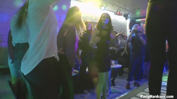 Party Hardcore Gone Crazy Vol. 32 Part 1 - Cam 1 Screencap 28 on www.sinx.com