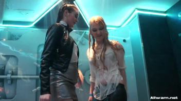 Funkin' It Up Wetlook Style! Screencap 6 on www.sinx.com