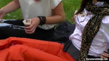 Ridiculously Messy Lunch At The Tram Stop Screencap 18 on www.sinx.com