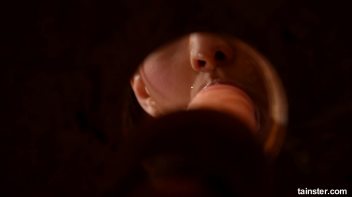 Tereza is getting messy while cleaning up Screencap 15 on www.sinx.com