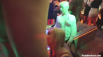 Party Hardcore Gone Crazy Vol. 32 Part 2 - Cam 3 Screencap 20 on www.sinx.com
