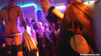 Party Hardcore Gone Crazy Vol. 38 Part 3 - Cam 1 Screencap 42 on www.sinx.com