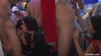 Welcome To The Mad House Part 3 - Cam 2 Screencap 97 on www.sinx.com