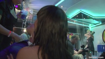 Welcome To The Mad House Part 3 - Cam 2 Screencap 62 on www.sinx.com