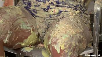 The Messiest Dessert Ever Screencap 93 on www.sinx.com