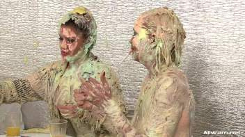 The Messiest Dessert Ever Screencap 79 on www.sinx.com