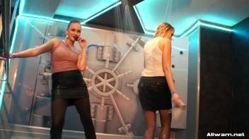 Sexy And Satisfied Shower Freaks Screencap 74 on www.sinx.com