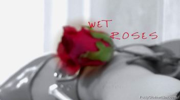 Wet Roses Screencap 1 on www.sinx.com