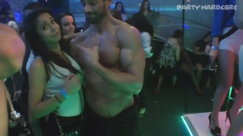 Party Hardcore Gone Crazy Vol. 14 Part 5 - Cam 4 Screencap 62 on www.sinx.com