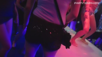 Party Hardcore Gone Crazy Vol. 14 Part 5 - Cam 4 Screencap 77 on www.sinx.com