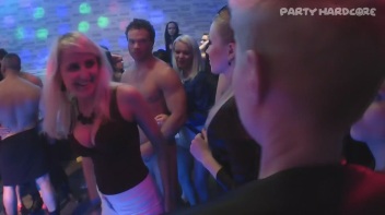 Party Hardcore Gone Crazy Vol. 14 Part 5 - Cam 4 Screencap 79 on www.sinx.com