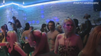 Party Hardcore Gone Crazy Vol. 14 Part 5 - Cam 4 Screencap 80 on www.sinx.com