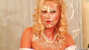 Wedding Cake Catfight Screencap 25 on www.sinx.com