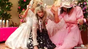 Wedding Cake Catfight Screencap 45 on www.sinx.com
