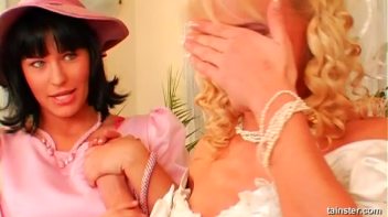 Wedding Cake Catfight Screencap 5 on www.sinx.com