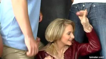 Darinas Tight Pussy Gets a Good Workout Screencap 22 on www.sinx.com