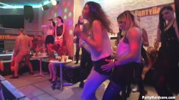 Party Hardcore Gone Crazy Vol. 32 Part 6 - Cam 2 Screencap 15 on www.sinx.com