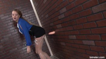 Slime wave slut gets creamed  Screencap 18 on www.sinx.com