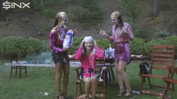 Sexy WAM Food Fight Between Friends Screencap 83 on www.sinx.com
