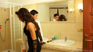 Piss Love In Black And White Screencap 3 on www.sinx.com