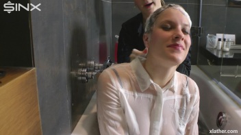 Hotties Wet And Messy Hair Washing Screencap 37 on www.sinx.com