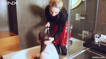 Hotties Wet And Messy Hair Washing Screencap 49 on www.sinx.com