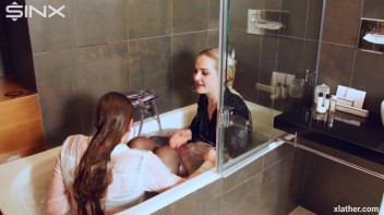 Hotties Wet And Messy Hair Washing Screencap 59 on www.sinx.com