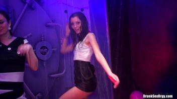 International Summer Lovin' Part 3 - Shower Cam Screencap 63 on www.sinx.com