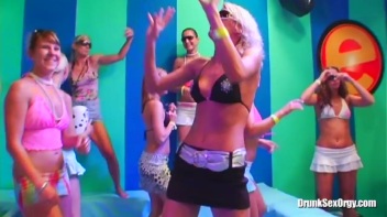Euroslut Hotel Part 1 - Main Edit Screencap 18 on www.sinx.com
