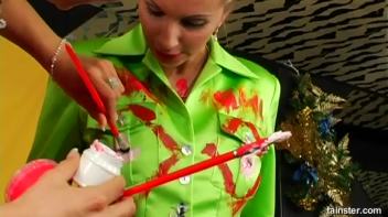 Finger Painting Fashion Craze Screencap 15 on www.sinx.com