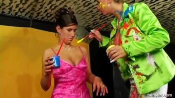 Finger Painting Fashion Craze Screencap 49 on www.sinx.com