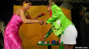 Finger Painting Fashion Craze Screencap 55 on www.sinx.com