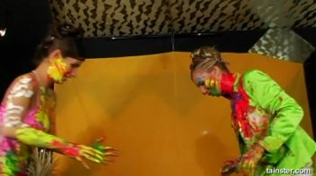 Finger Painting Fashion Craze Screencap 60 on www.sinx.com