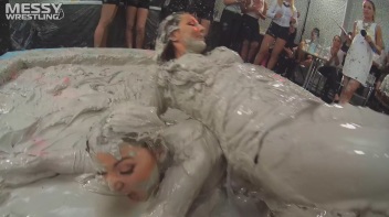Messy Wrestling: Valentina Ross The Boss Throws Down In The Mud In Style!! Screencap 38 on www.sinx.com