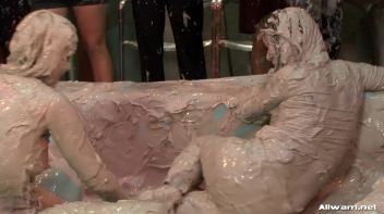 Muddy Madness Screencap 41 on www.sinx.com