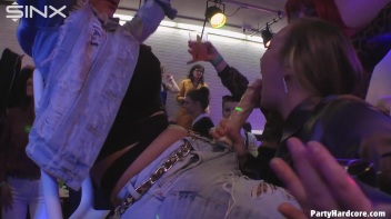 Party Hardcore Gone Crazy Vol. 44 Part 6 - Cam 3 Screencap 90 on www.sinx.com