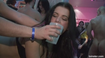 Winter WonderBang Part 3 - Main Edit Screencap 26 on www.sinx.com