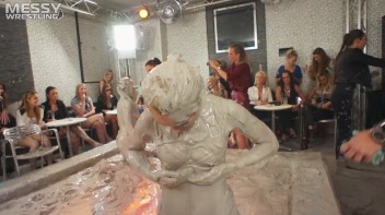 Muddy Wrestling: Bride Battle Screencap 70 on www.sinx.com