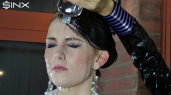 Wet And Messy Girls Oil Each Other Up Screencap 35 on www.sinx.com