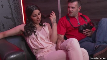 Model Gets Her Fully Clothed 15 Minutes of Casting Couch Fame Screencap 34 on www.sinx.com
