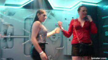 Secretaries dripping wet Screencap 24 on www.sinx.com