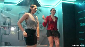 Secretaries dripping wet Screencap 27 on www.sinx.com