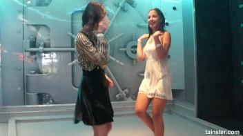 Secretaries dripping wet Screencap 43 on www.sinx.com