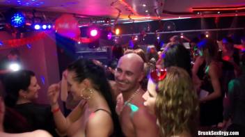 Valentine's Day Vaginas Part 6 - Cam 1 Screencap 85 on www.sinx.com