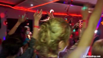 Valentine's Day Vaginas Part 6 - Cam 1 Screencap 90 on www.sinx.com