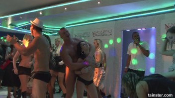 Pornstar Flirt Part 6 - Main Edit Screencap 108 on www.sinx.com