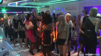 Pornstar Flirt Part 6 - Main Edit Screencap 112 on www.sinx.com