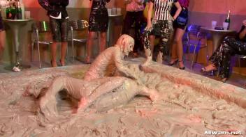 Mud Wrestling Freaks Screencap 50 on www.sinx.com