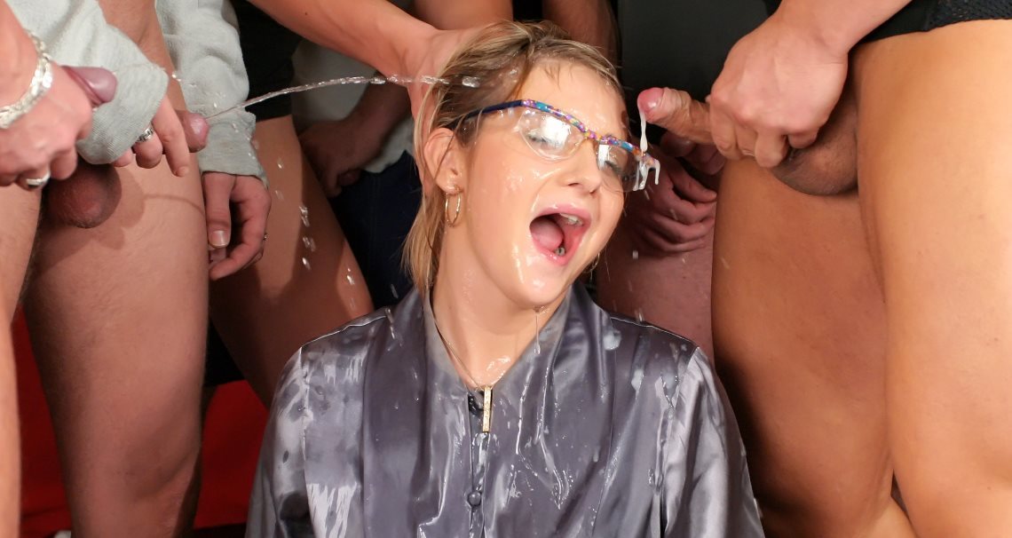 Ave Maria!!! on www.sinx.com